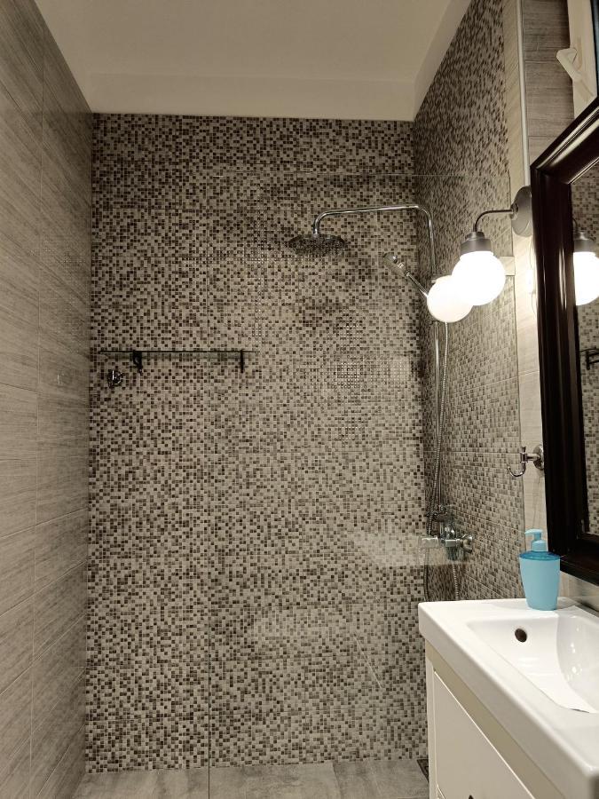 Newly Refurbished Apartment In The City Center Sofia Exterior foto